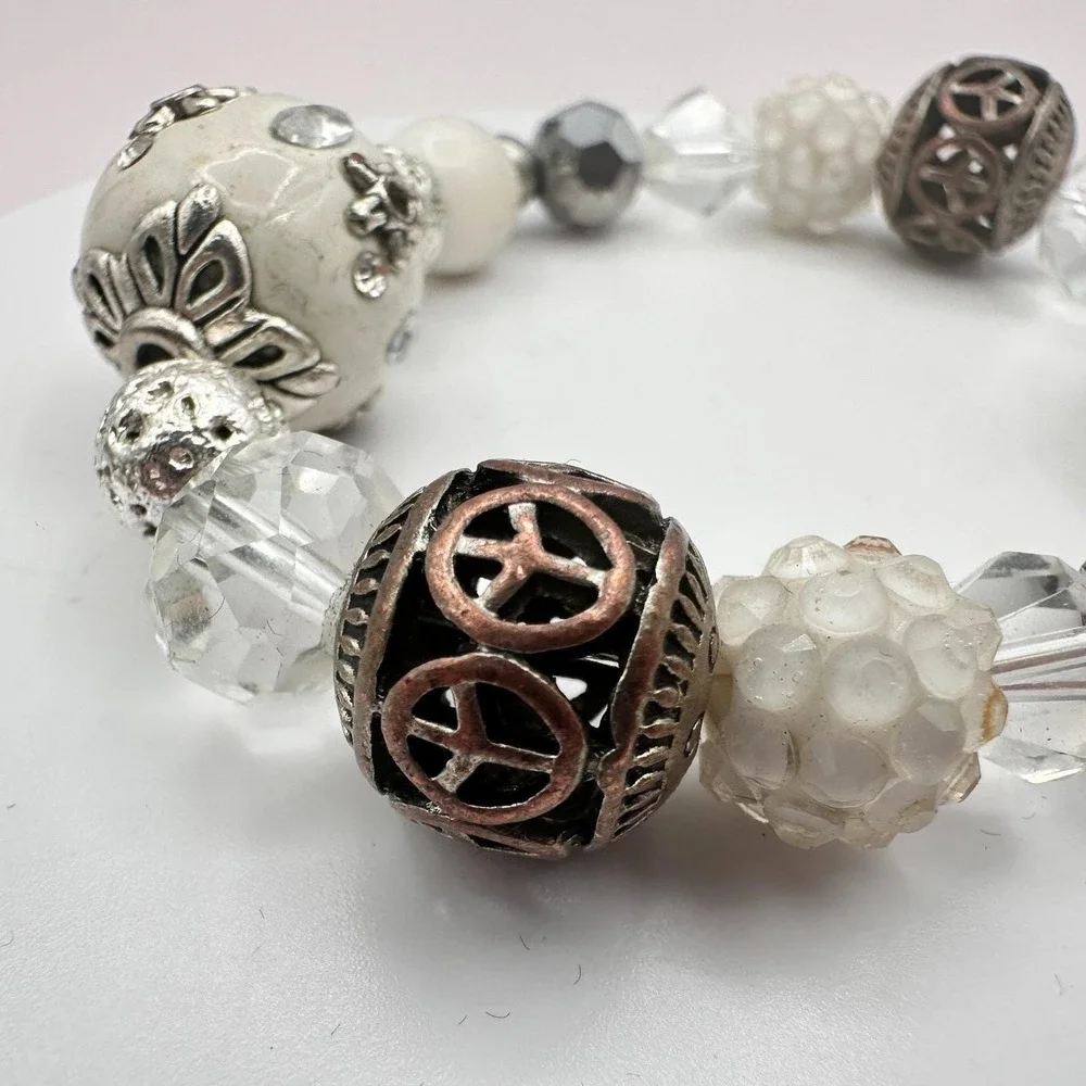 Vintage 90s Y2K Clear Rhinestone Peace Sign Beaded Bracelet Boho Women's Jewelry